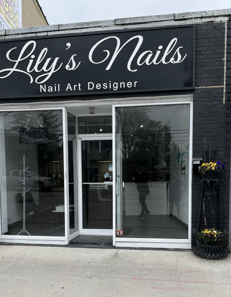 Lily's Nails storefront